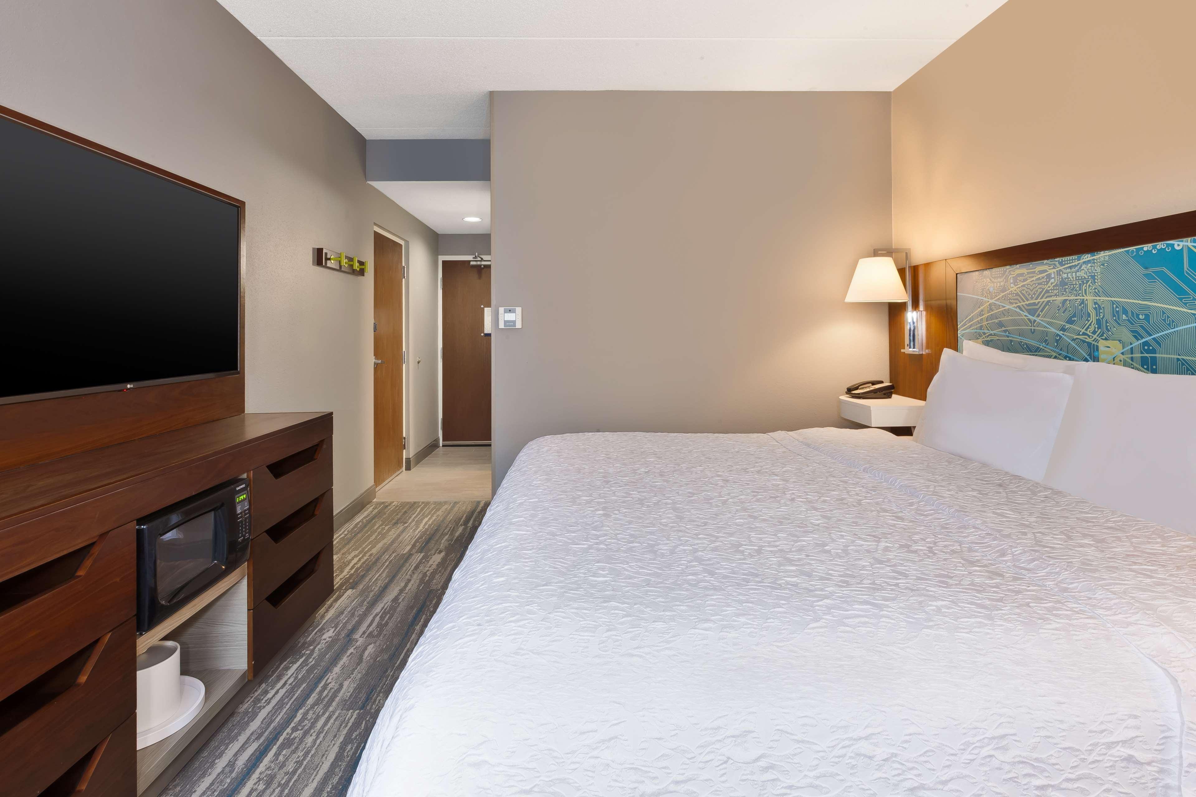 Hampton Inn Traverse Stadt Exterior foto