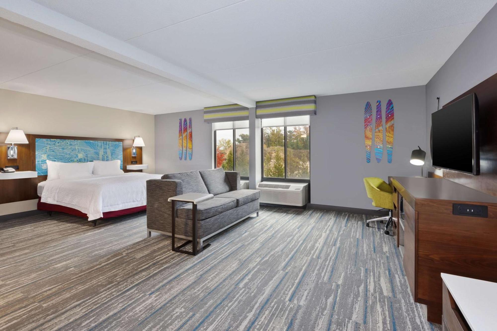 Hampton Inn Traverse Stadt Exterior foto