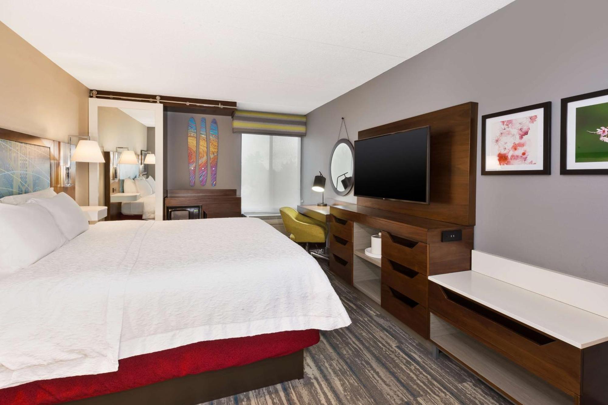 Hampton Inn Traverse Stadt Exterior foto